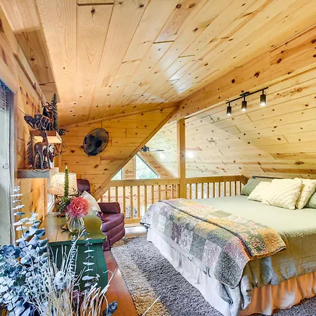 Idyllic Cabin In The Heart Of Hocking Hills Rockbridge Exterior foto